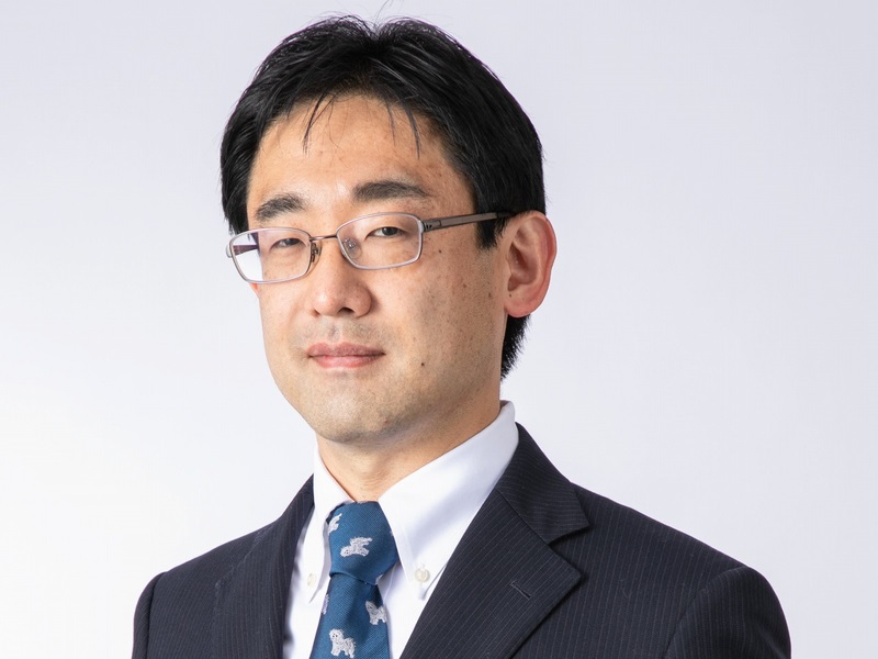 日経BP クロスメディア編集部の浅川直輝編集委員