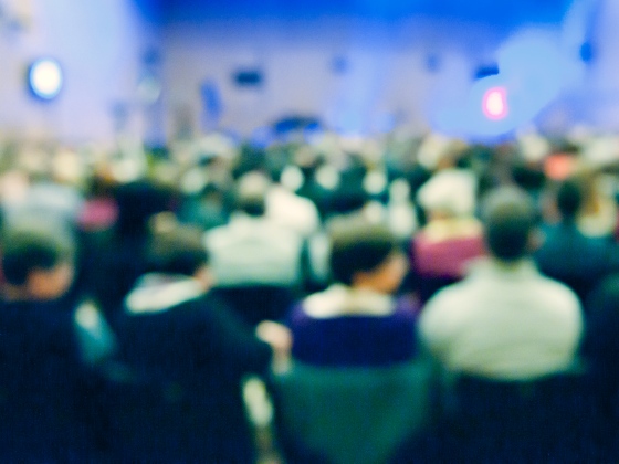 MITメディアラボ副所長の石井裕氏が登壇