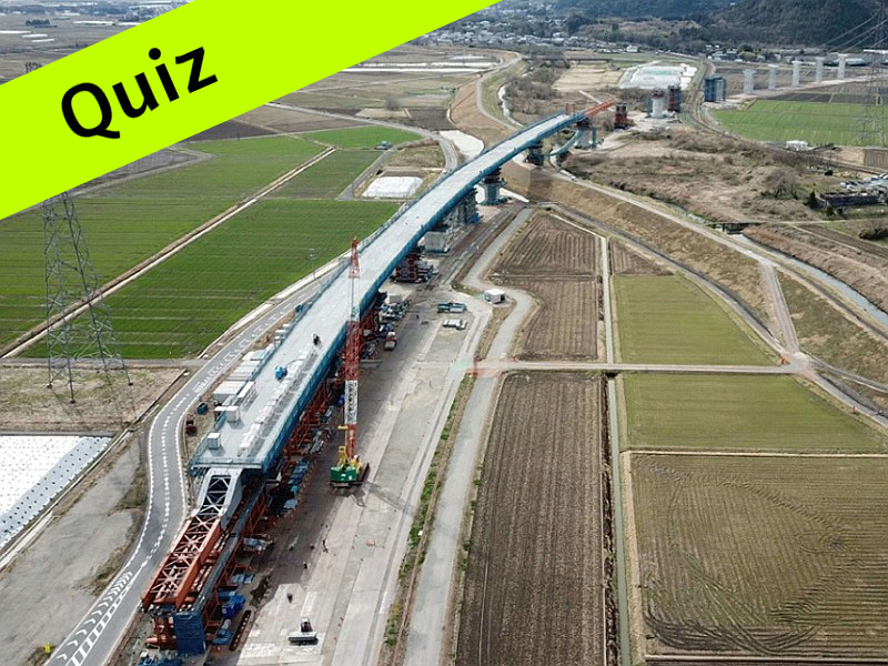 3700tの橋桁を2日で130m引っ張る、何人必要だった？